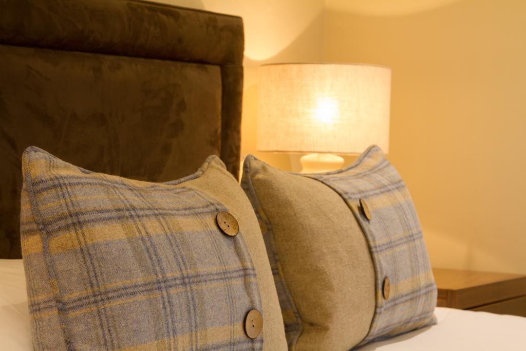 Stirrups Hotel Μπράκνελ Εξωτερικό φωτογραφία