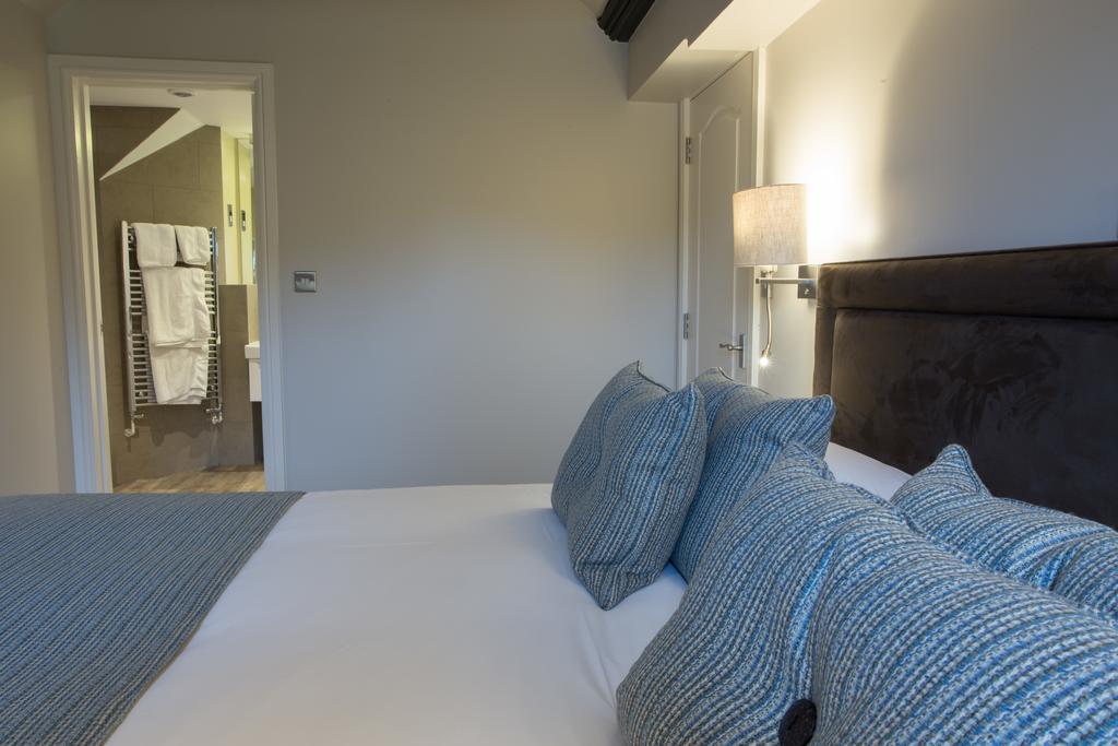 Stirrups Hotel Μπράκνελ Εξωτερικό φωτογραφία